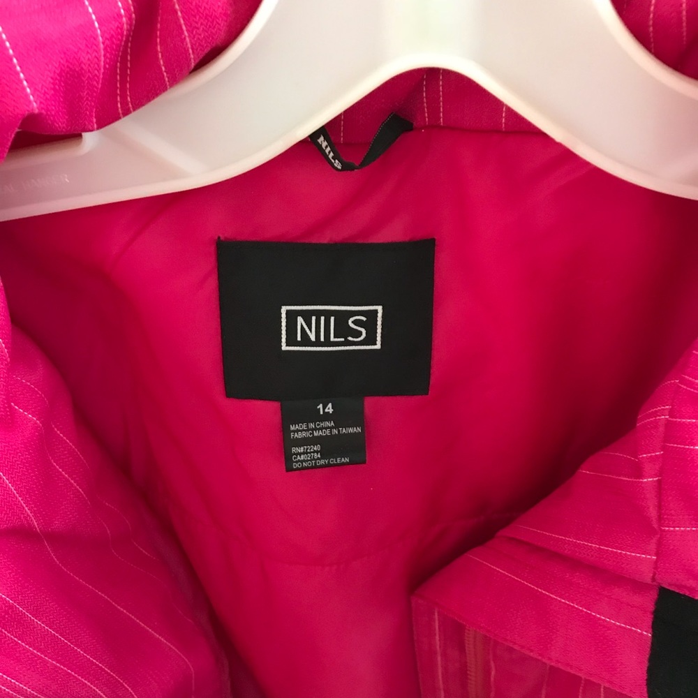 Women’s NILS Pink Ski Coat, size 14.